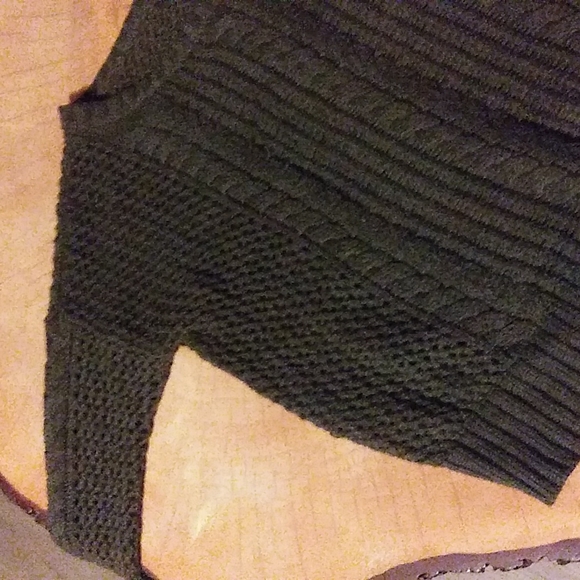 Sweater - Picture 3 of 3